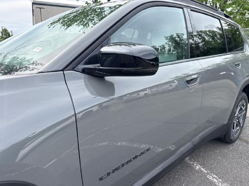 Sting-Gray Clearcoat 2026 Jeep Cherokee Limited