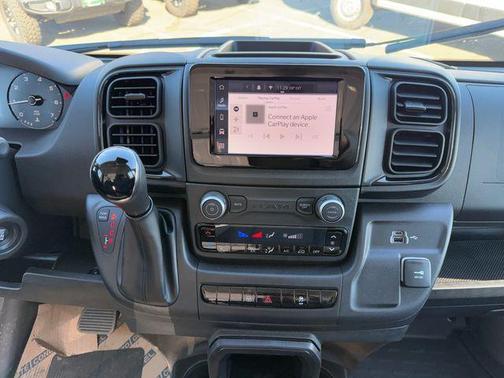 Black Clearcoat 2026 RAM ProMaster 1500 Low Roof