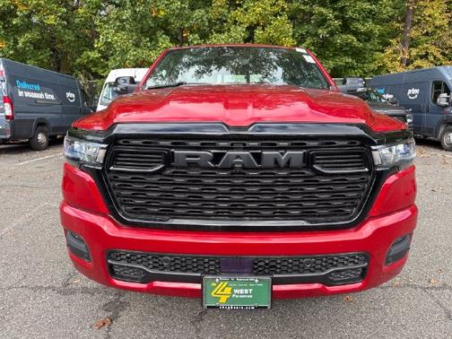 Molten Red Pearlcoat 2026 RAM 1500 Big Horn