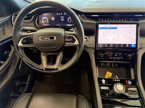 2025 Jeep Grand Cherokee Overland
