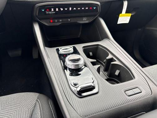 Sting Gray Clearcoat 2026 Jeep Cherokee LAREDO/LIMITED