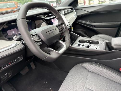 Sting Gray Clearcoat 2026 Jeep Cherokee LAREDO/LIMITED