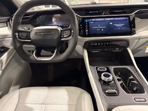 Sting-Gray Clearcoat 2026 Jeep Cherokee Limited