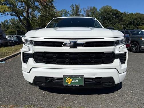 Summit White 2023 Chevrolet Silverado 1500 RST