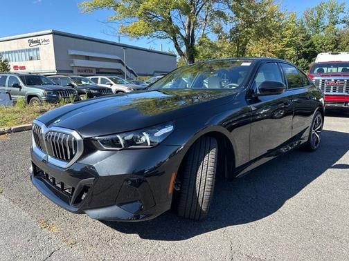 Black Sapphire Metallic 2027 BMW 530 i xDrive