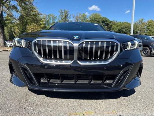 Black Sapphire Metallic 2027 BMW 530 i xDrive