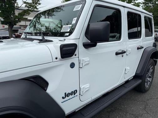 2025 Jeep Wrangler 4xe Sport