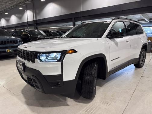 Bright White Clearcoat 2026 Jeep Cherokee Limited