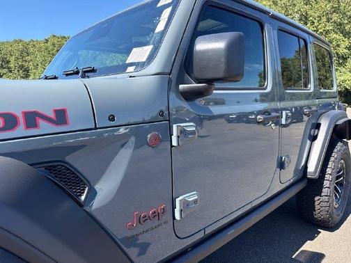 Anvil Clear Coat 2026 Jeep Wrangler Rubicon