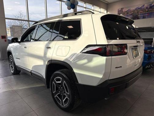 2026 Jeep Cherokee LAREDO/LIMITED