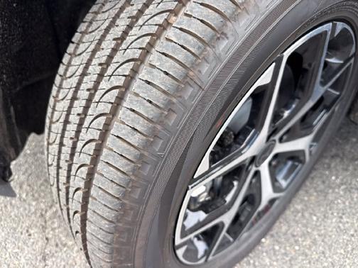 Sting-Gray Clearcoat 2026 Jeep Compass Limited