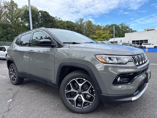 Sting-Gray Clearcoat 2026 Jeep Compass Limited