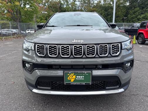 Sting-Gray Clearcoat 2026 Jeep Compass Limited