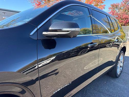 Ebony Twilight Metallic 2026 GMC Acadia Denali