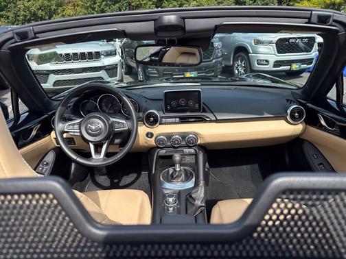 Jet Black Mica 2016 Mazda MX-5 Miata Grand Touring