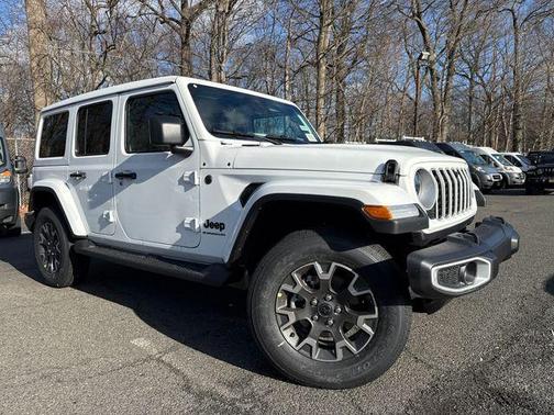 Bright White Clearcoat 2026 Jeep Wrangler Sahara