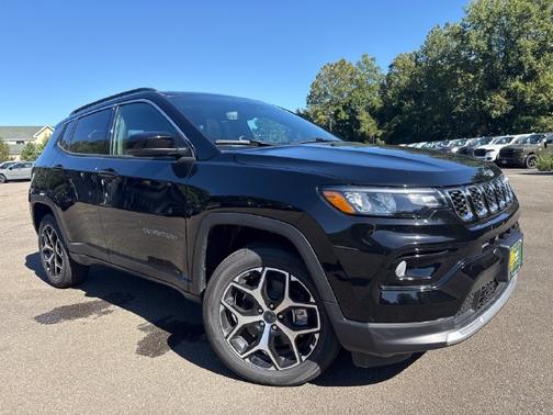 Diamond Black Crystal Pearlcoat 2026 Jeep Compass Limited