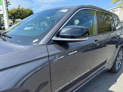 2025 Jeep Grand Cherokee Overland
