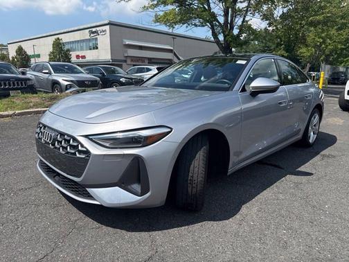 Florett Silver Metallic 2025 Audi A5 2.0T Premium
