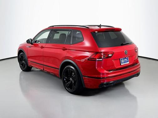 2024 Volkswagen Tiguan 2.0T SE R-Line Black 4MOTION