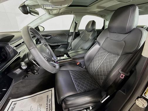2023 Audi S8 4.0T