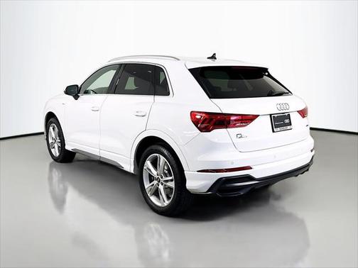 2022 Audi Q3 45 S line Premium Plus