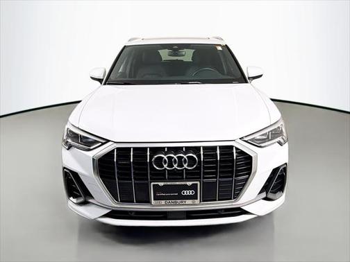 2022 Audi Q3 45 S line Premium Plus