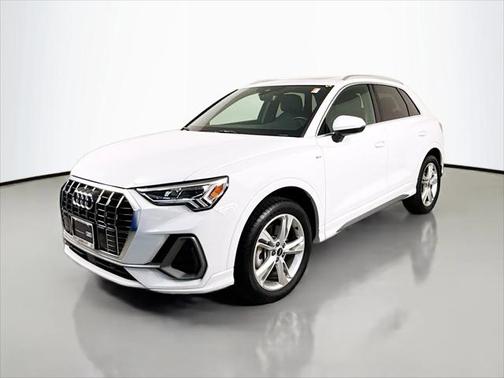2022 Audi Q3 45 S line Premium Plus