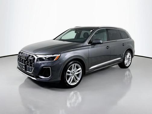 2025 Audi Q7 55 Premium Plus