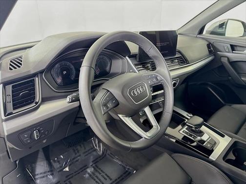 2025 Audi Q5 45 S line Premium