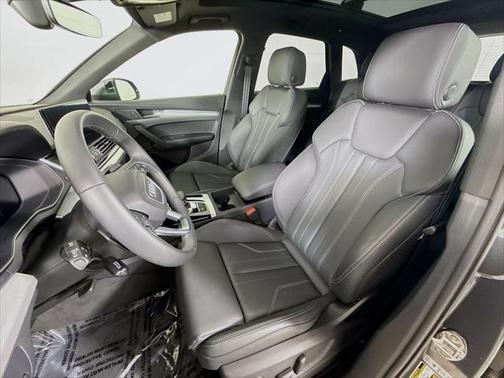 2025 Audi Q5 45 S line Premium