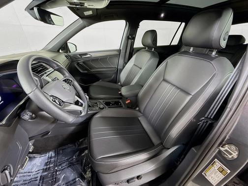 2024 Volkswagen Tiguan 2.0T SE R-Line Black 4MOTION