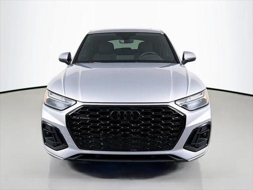 2022 Audi Q5 45 S line Premium Plus