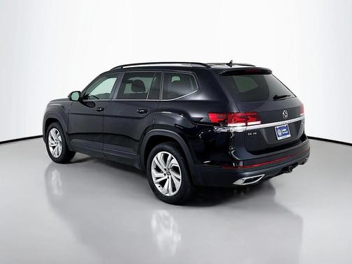 2022 Volkswagen Atlas 3.6L SE w/Technology