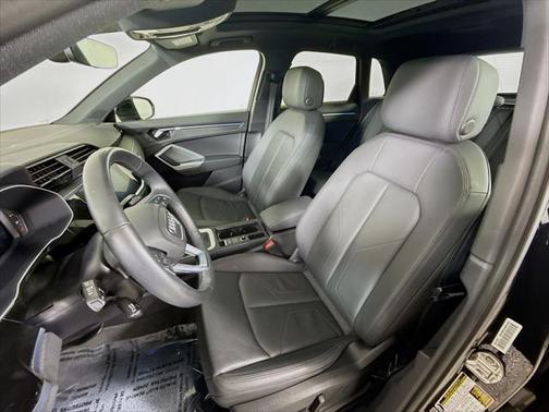 2022 Audi Q3 45 S line Premium Plus