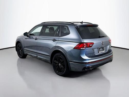 2022 Volkswagen Tiguan 2.0T SE R-Line Black 4MOTION