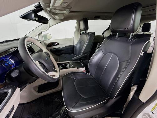 2021 Chrysler Pacifica Hybrid Limited
