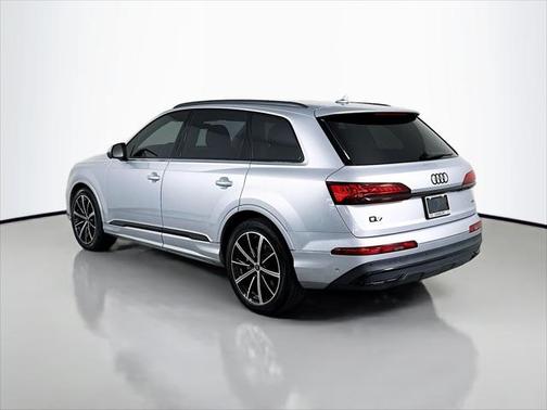 2022 Audi Q7 55 Prestige