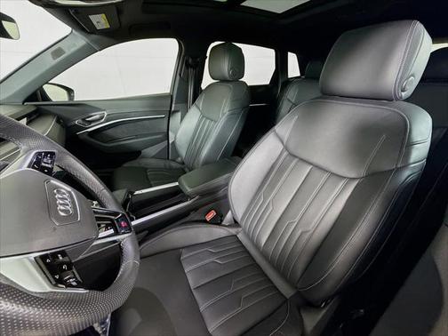 2023 Audi e-tron S Prestige quattro