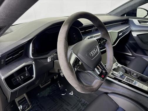 2024 Audi RS 7 4.0T Performance