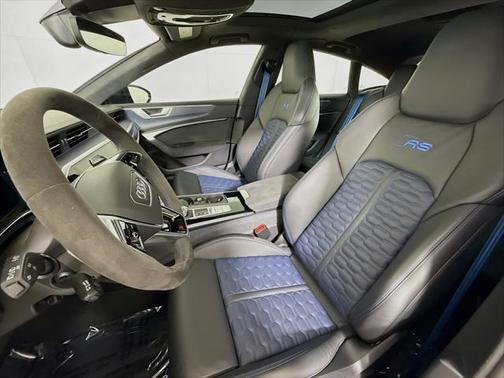 2024 Audi RS 7 4.0T Performance