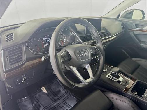2018 Audi Q5 2.0T Premium Plus