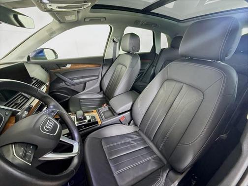 2022 Audi Q5 45 S line Premium Plus