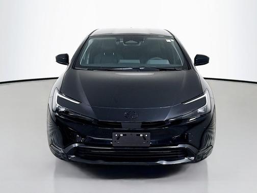 2025 Toyota Prius L