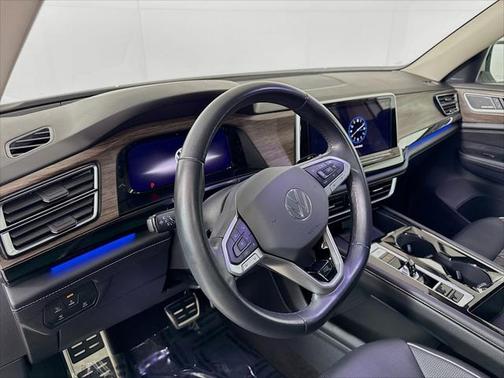 2024 Volkswagen Atlas 2.0T SEL Premium R-Line 4MOTION