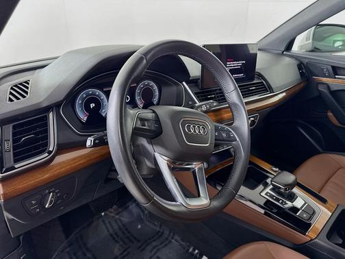2021 Audi Q5 45 Premium Plus