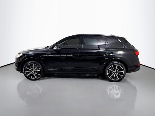 2023 Audi Q7 55 Premium Plus