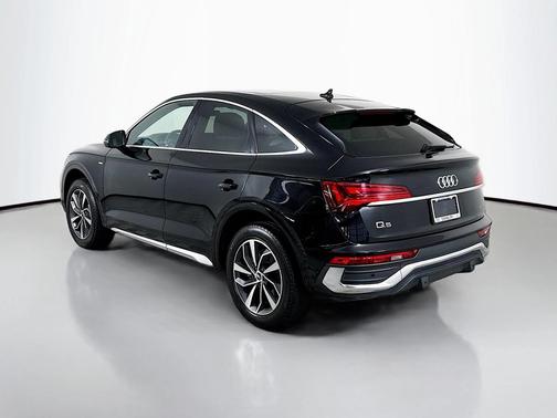 2022 Audi Q5 45 S line Prestige