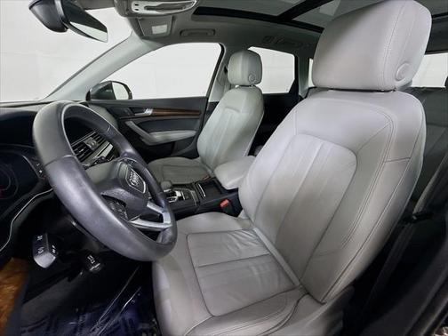 2018 Audi Q5 2.0T Premium Plus