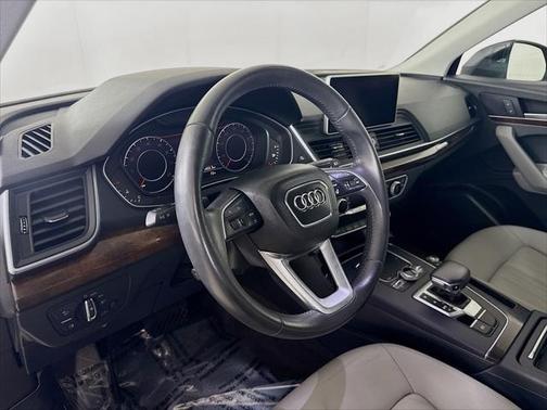 2018 Audi Q5 2.0T Premium Plus